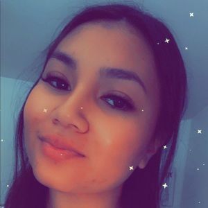 Meet your Posher, Briana